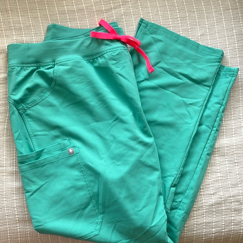 FIGS Surgical Green Scrub Pants